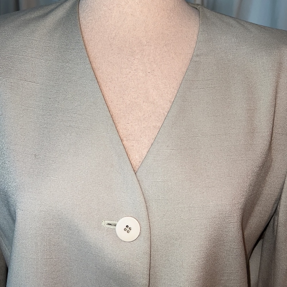 Jones NY blazer and skirt set 80’s sz12 beige linen look lined - Picture 3 of 8